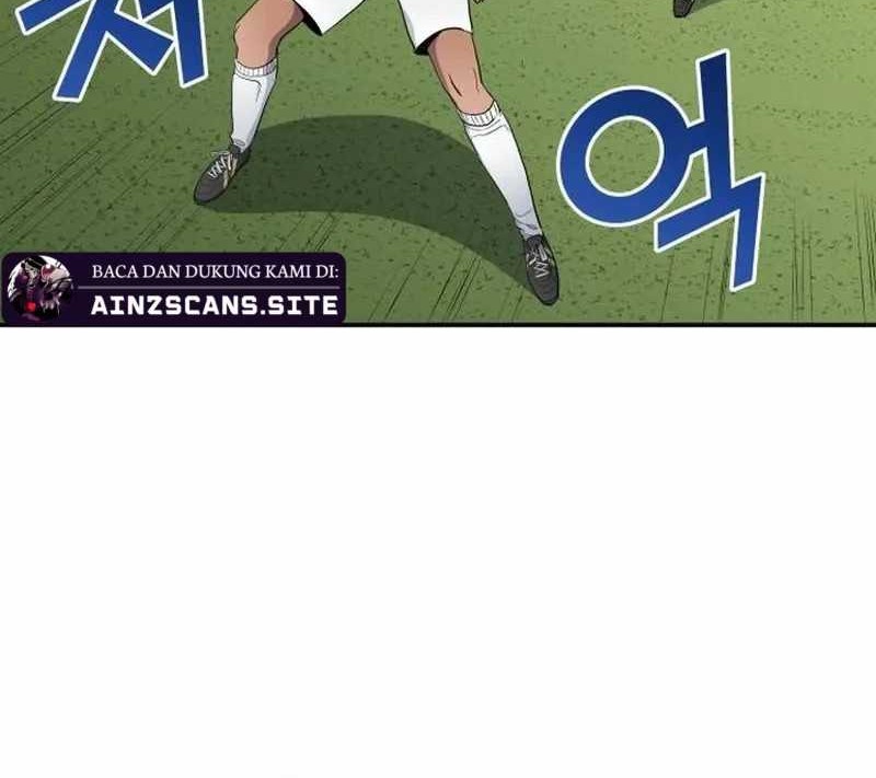 All Football Talents Are Mine Chapter 35 - halaman 8