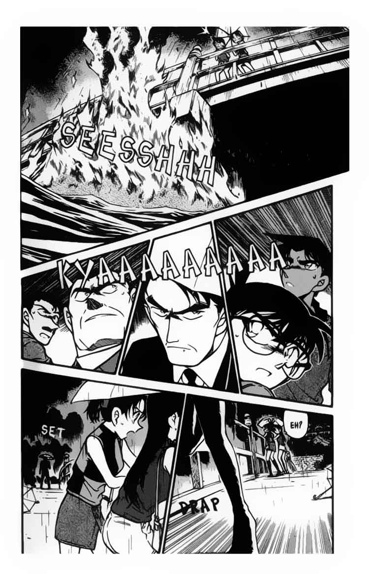 Detective Conan Chapter 319 - halaman 13