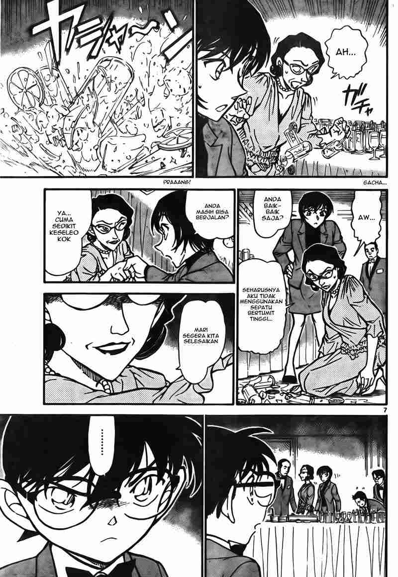 Detective Conan Chapter 726 - halaman 7