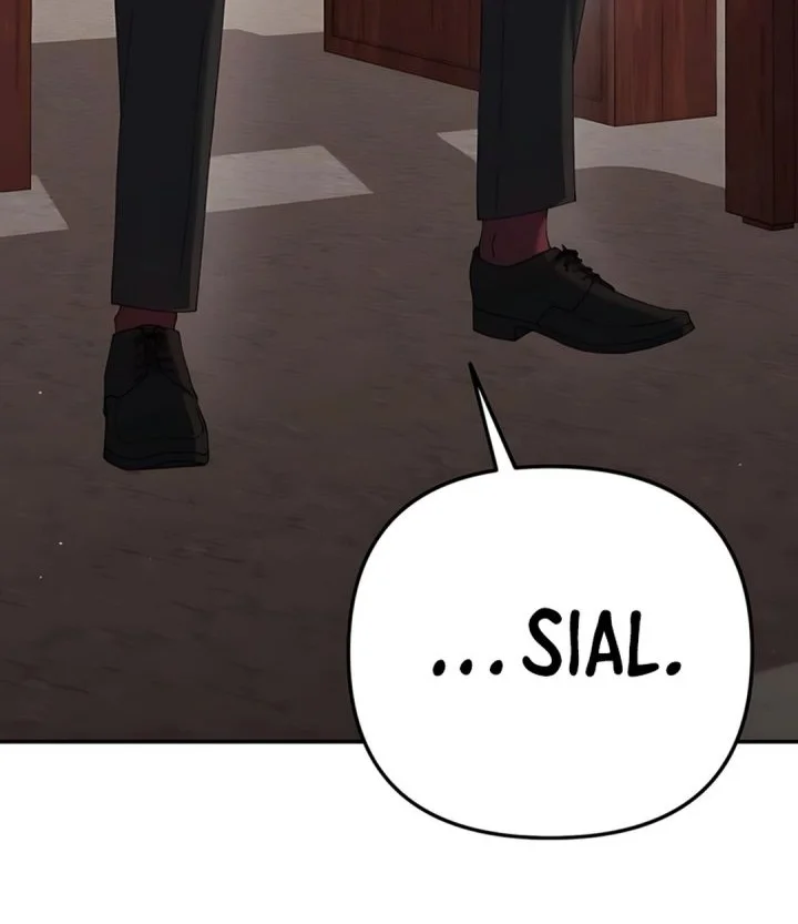 Off Work Today Too Chapter 19 - halaman 66