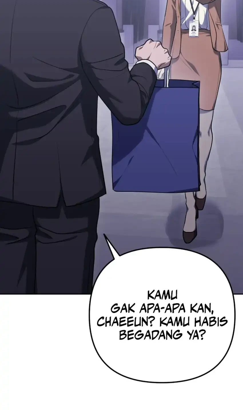 Off Work Today Too Chapter 3 - halaman 17