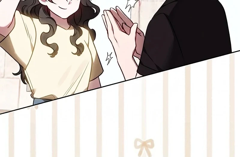 One Day, the Male Lead Fell Into Our House Chapter 3 - halaman 7