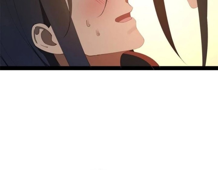 Survive As The Hero’s Husband Chapter 200 - halaman 9
