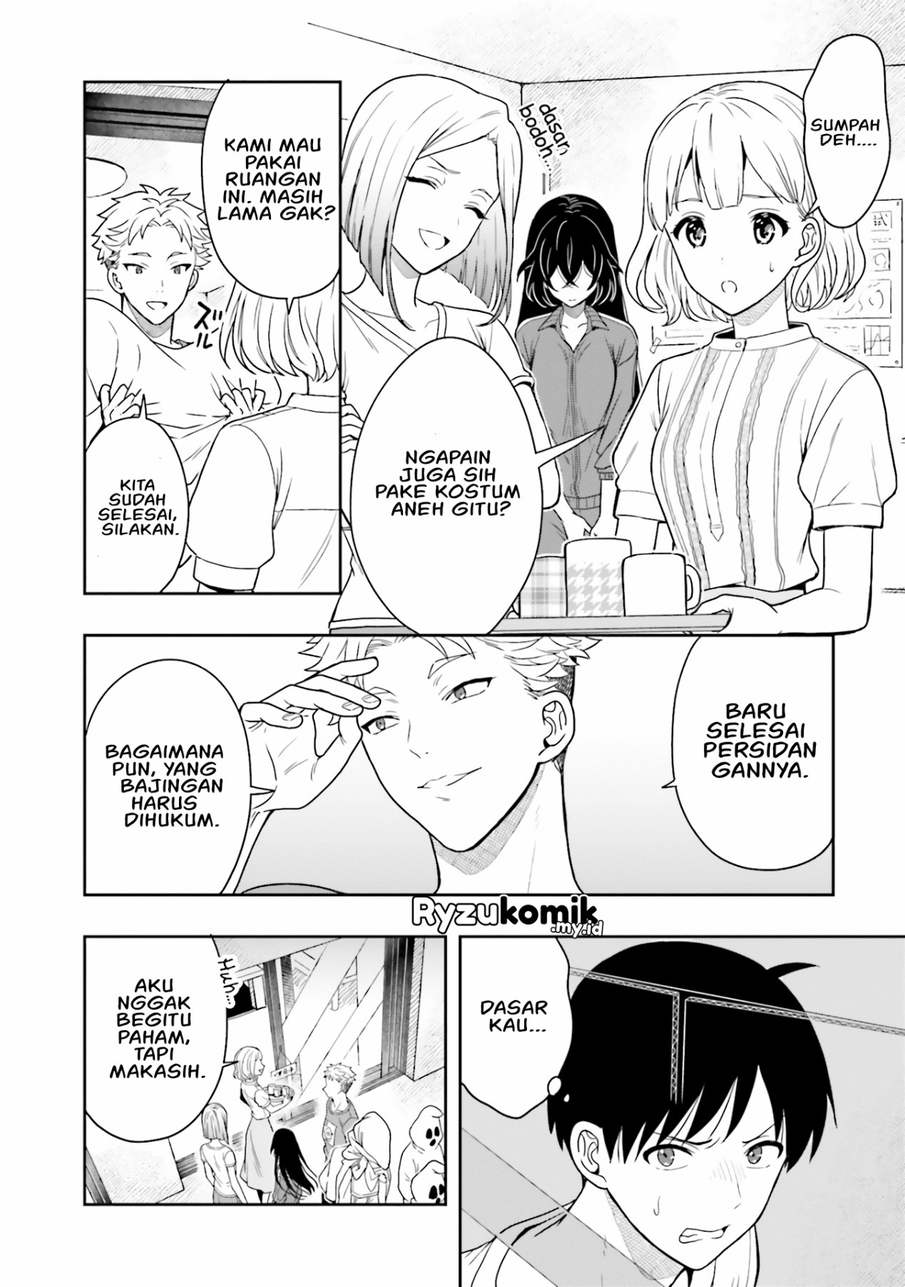 Takachiho Honoka-senpai ga Suki de Suki de Iroiro Gaman Dekinai. Chapter 10 - halaman 11