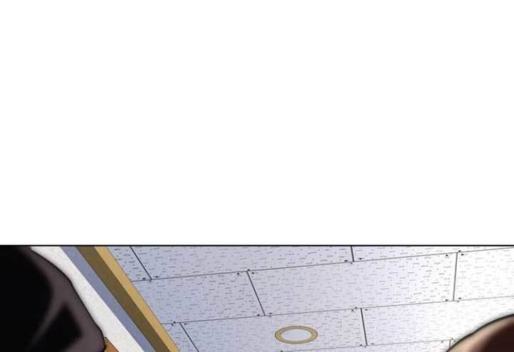 The 18-Year-Old Spy Chapter 1 - halaman 33