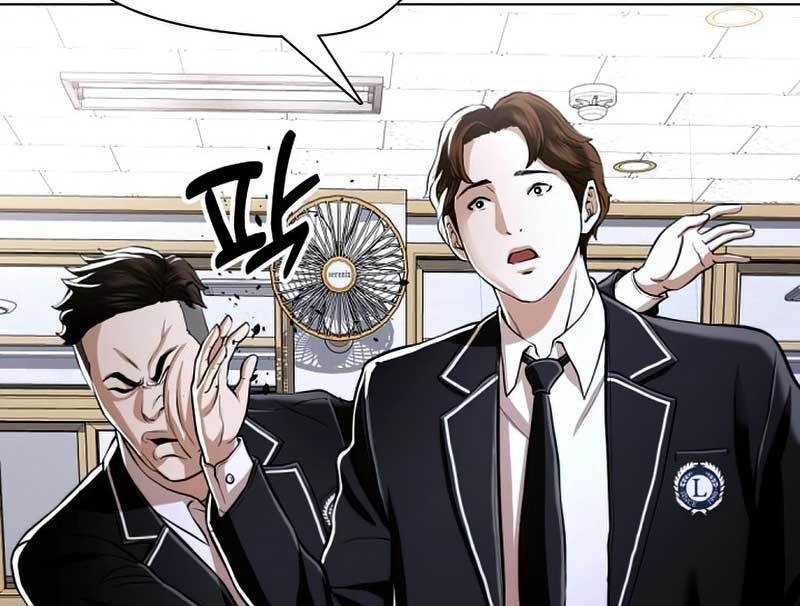 The 18-Year-Old Spy Chapter 32 - halaman 193