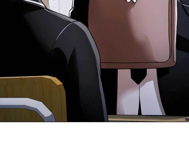 The 18-Year-Old Spy Chapter 32 - halaman 211