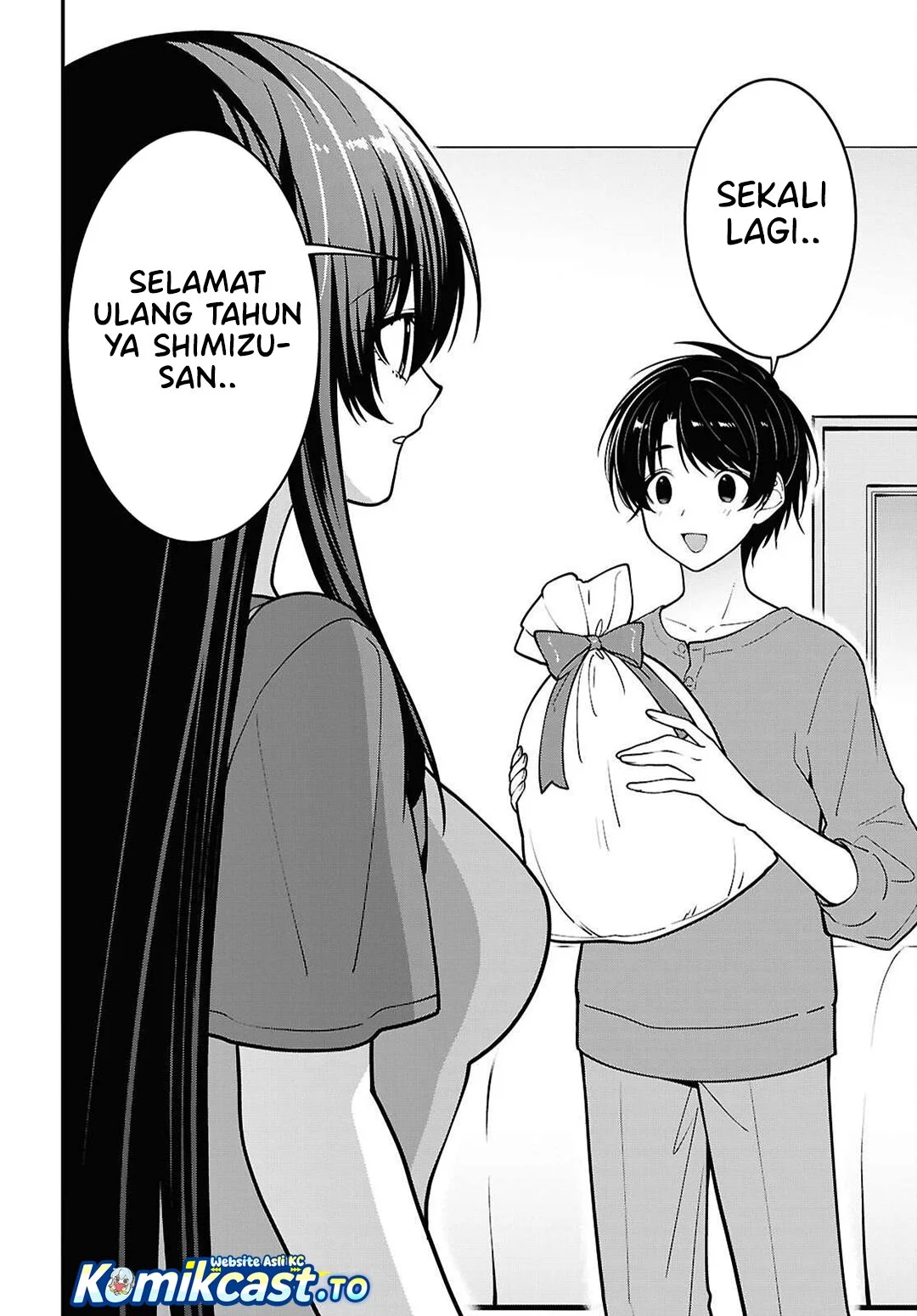 Tonari no Seki no Yankee Shimizu-san ga Kami o Kuroku Sometekita Chapter 18 - halaman 4